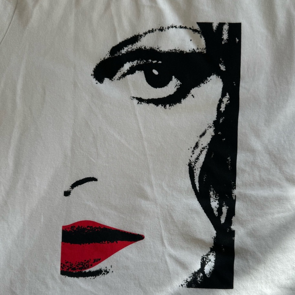 NWT DVF for Target Iconic Red Lip Graphic Tee size small - Picture 5 of 7